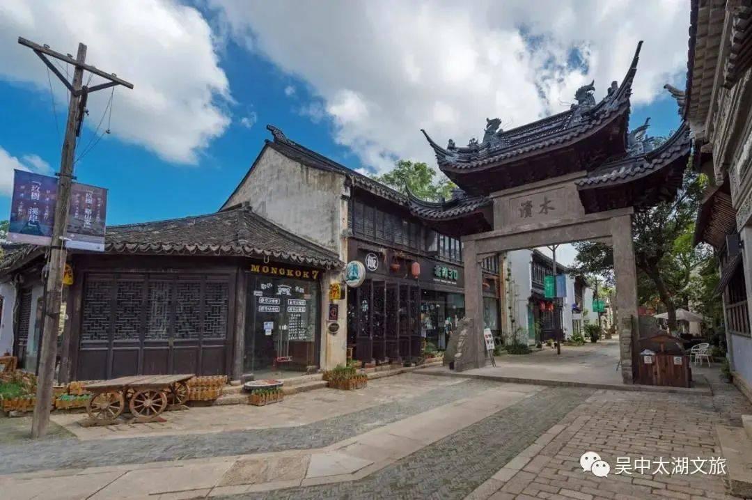 德州市卫健委顺利举办“翰墨飘香 书画传情”公益活动